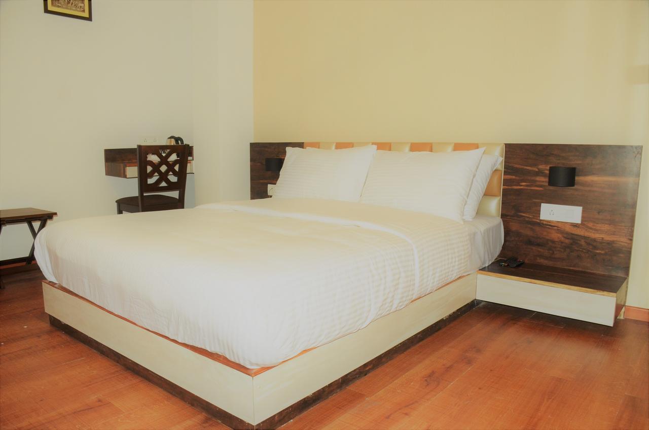 Hotel Aura Shillong Exterior foto